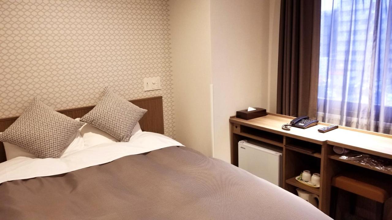 Hotel Sun Royal אוצונומיה מראה חיצוני תמונה